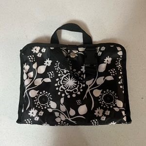 31 Gifts Toiletry Bag